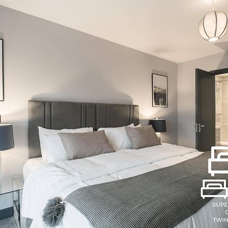 Luxe Apartments, The Moorwell, Parking, Gym - 10Mins Cardiff City Ctr Værelse billede