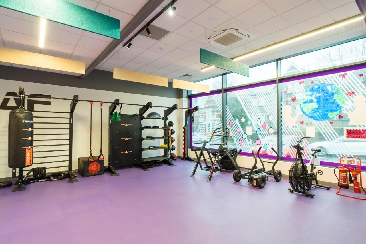 Luxe Apartments, The Moorwell, Parking, Gym - 10Mins Cardiff City Ctr Eksteriør billede
