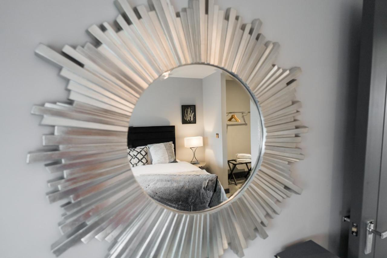 Luxe Apartments, The Moorwell, Parking, Gym - 10Mins Cardiff City Ctr Eksteriør billede