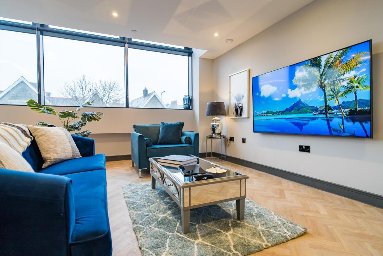 Luxe Apartments, The Moorwell, Parking, Gym - 10Mins Cardiff City Ctr Eksteriør billede