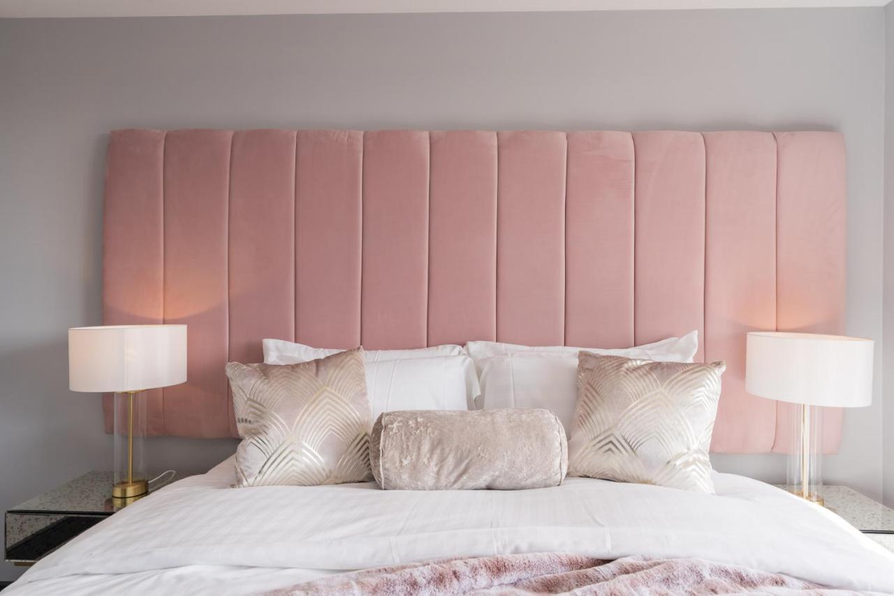 Luxe Apartments, The Moorwell, Parking, Gym - 10Mins Cardiff City Ctr Eksteriør billede