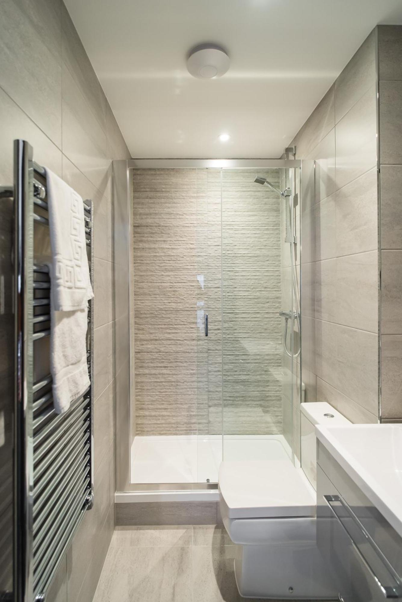Luxe Apartments, The Moorwell, Parking, Gym - 10Mins Cardiff City Ctr Værelse billede
